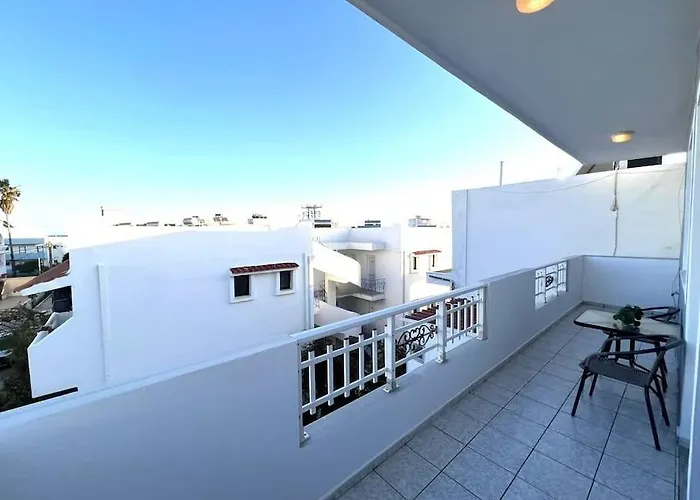 Ilias Nest 4