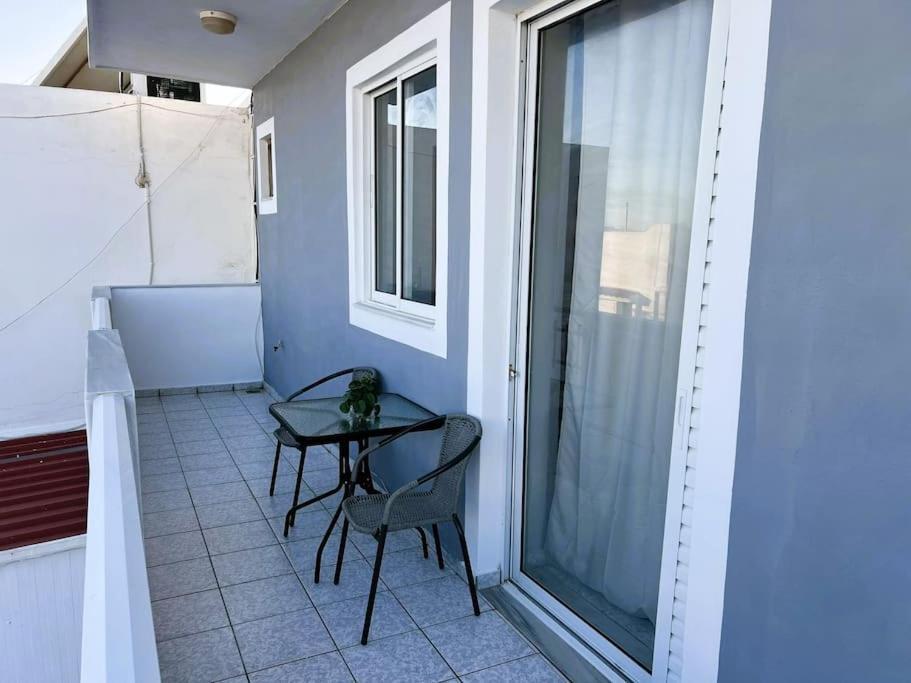 Ilias Nest 4 *