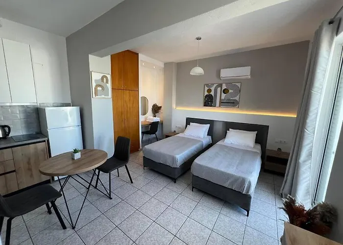 Ilias Nest 4
